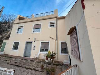 Casa a Carrer de la foia 50. Casa independiente petrer