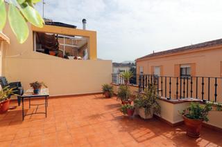 Haus in Avenida de sax 1. Casa independiente en elda
