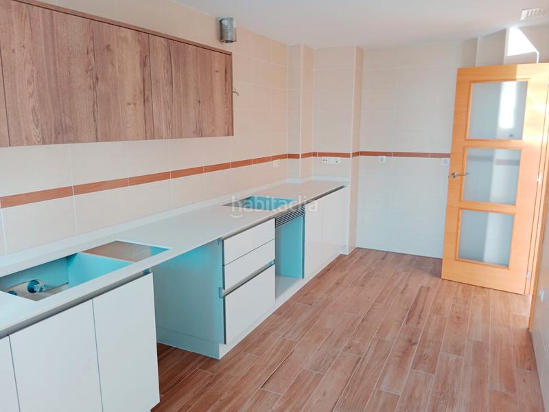 Foto fd1f4e63-5f7e-47f9-ac9b-39a0145bab22. Duplex dans calle marina española 17 dans Centro Elda