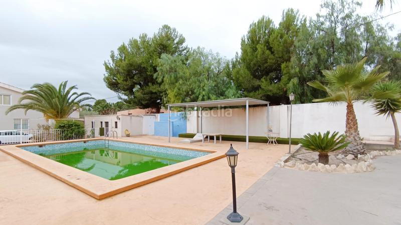 Foto 11a2423c-004b-48d4-8768-69ffa6b2d4a1. Chalet expectacular chalet cerca en San Crispín-Huerta Nueva-Estación Elda