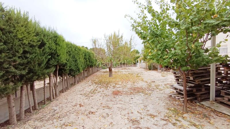 Foto 9a5c20b2-df3d-4d7c-a97f-d71d4b4f3342. Chalet expectacular chalet cerca en San Crispín-Huerta Nueva-Estación Elda