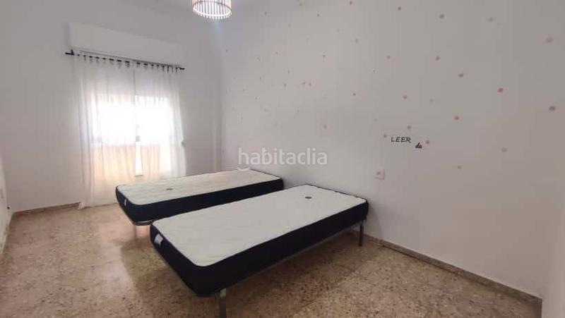 Foto 0f8fe9f9-e9f0-4448-bd71-57e050e493c8. Location appartement dans Las Trescientas-San Francisco-Ciudad Vergel Elda