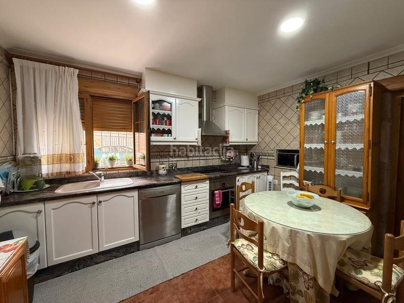 Foto 7bbaf2b6-0cac-4073-b700-c4156eded14e. Chalet dans calle san crispín 25 dans Plaza de Toros-Avenida Chapí-Trinquete Elda