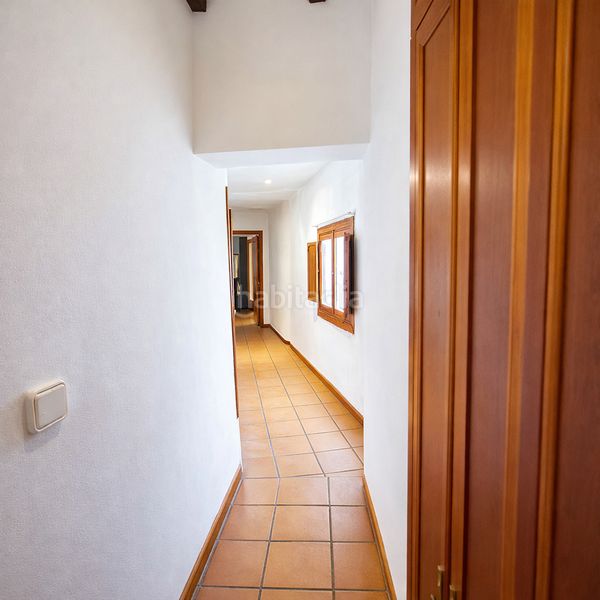 Foto 1bdd903e-d311-4f03-8cd1-9f35c8948b66. Casa adossada a Xàtiva