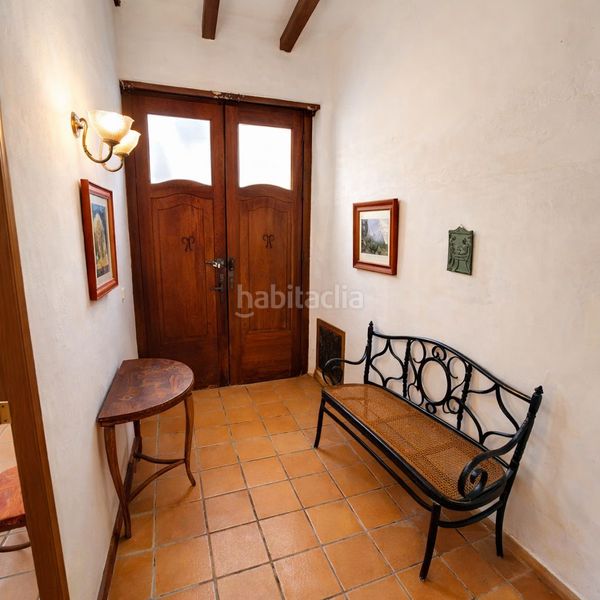 Foto 7976f2c0-8012-4498-9d43-f06449b7d52d. Casa adossada a Xàtiva