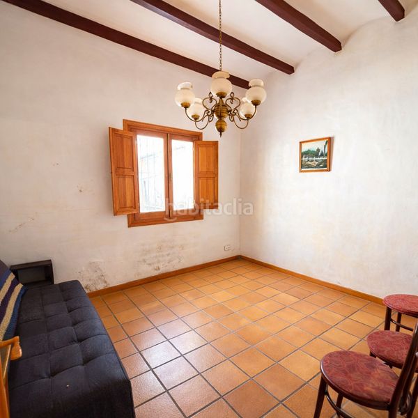 Foto af5d6a66-53eb-4de9-b75c-3bfad4553863. Casa adossada a Xàtiva