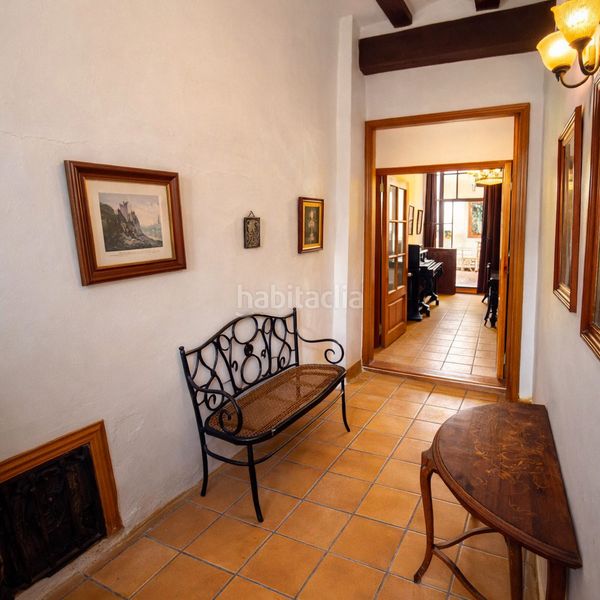 Foto e0adb4a8-cc26-4336-9b51-15a85ffefb48. Casa adossada a Xàtiva