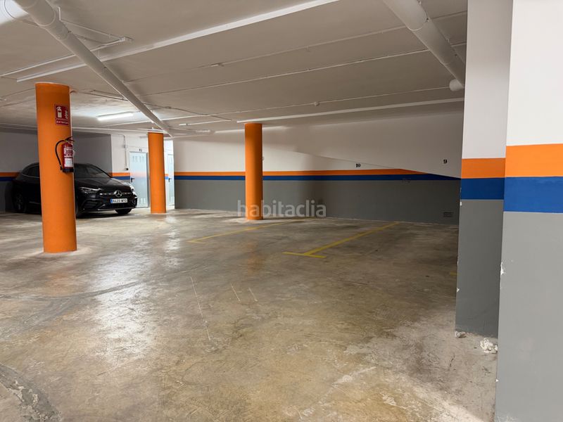 Foto b7c15c37-673d-41a8-b89a-cb42e342dd79. Duplex in Benetússer