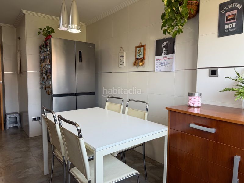 Foto fabf6f53-6caa-4c26-9dee-b7f729da2e4b. Duplex in Benetússer