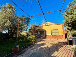 Xalet  Diseminado p146. Chalet independiente con piscina y parcela urbana de 864 m² en l