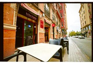 Local commercial à Carrer d'àngel guimerà 24. Oportunidad de inversión en ángel guimerá – local en venta con r