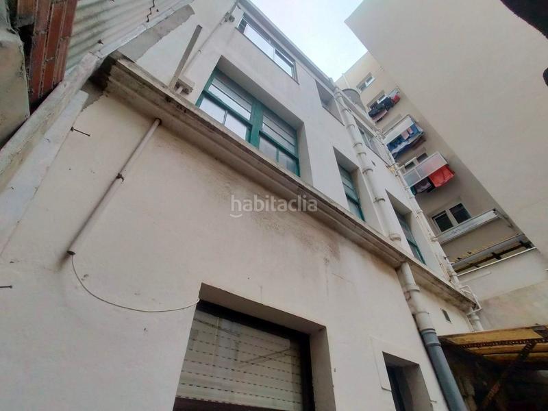 Foto 369f0984-45a8-440e-bc3c-fc052caca074. Edificio en calle faro 35 en Monte Alto - Zalaeta - Atocha Coruña (A)