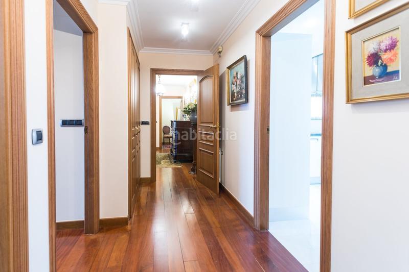 Foto 3675e09c-3f8b-4b48-bd50-a4b5a12d29a2. Appartement avec parking dans Ensanche Coruña (A)