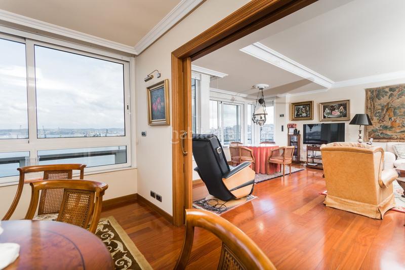 Foto 9f0b5842-1821-47dc-9aba-cad5a22915bf. Appartement avec parking dans Ensanche Coruña (A)