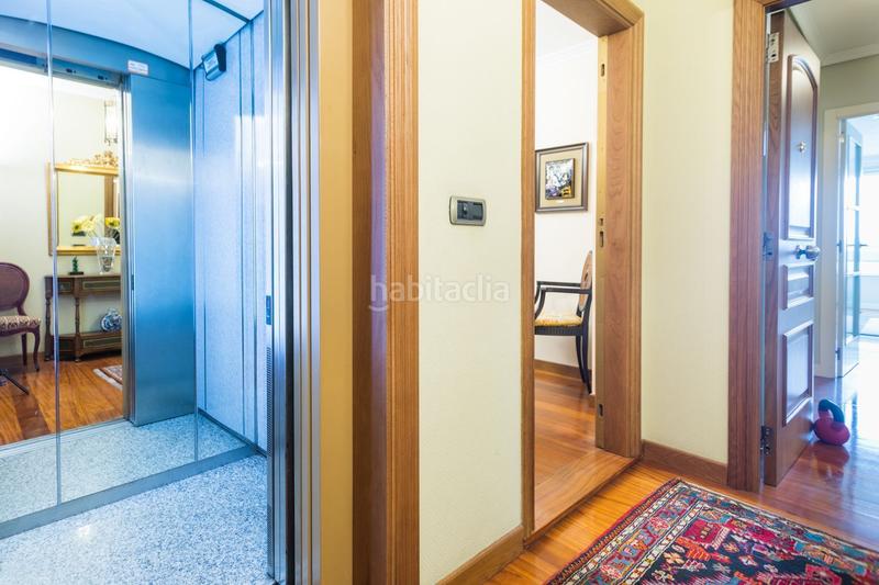 Foto b85eb3bf-7256-4e3c-b9ba-439af81220fc. Appartement avec parking dans Ensanche Coruña (A)