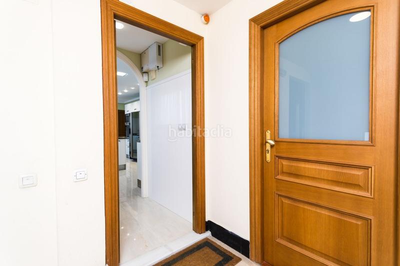 Foto 3cfdc748-adf8-437e-82ed-bab0bd165328. Flat with parking in Ensanche Coruña (A)