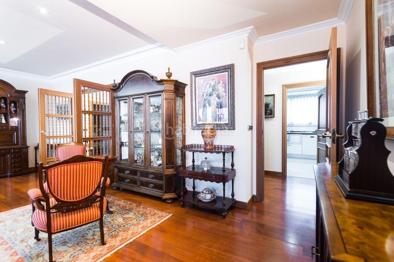 Foto 45b3269f-e0d4-43fd-bdc0-420f55028892. Pis amb aparcament a Ensanche Coruña (A)