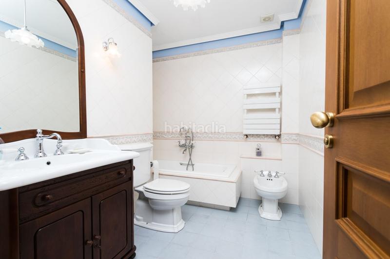 Foto ebd4d1f2-9fd2-4732-80a0-1bf8c62bca55. Piso en Ensanche Coruña (A)