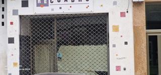 Business premise in Calle San Vicente 6