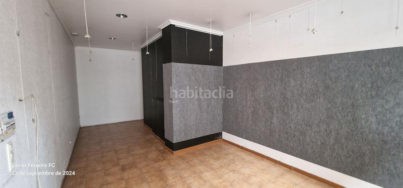 Foto 6680008d-f40a-4336-9a4a-58aacc0ffc62. Local comercial en calle san vicente 6 en Os Mallos Coruña (A)