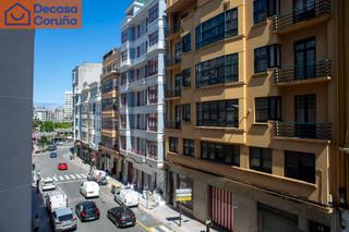 Pis a San Pablo - Juan Flórez. Amplio y luminoso piso en el corazón de a coruña