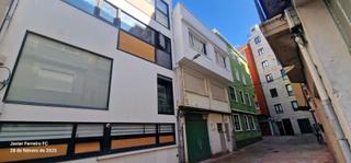 Lloguer Pis  Oriente. Vivienda de 2 dormitorios, reformada y amueblada en a coruña