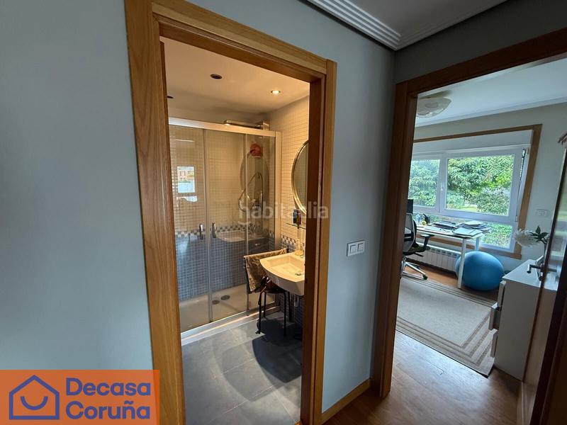 Foto feeff7eb-9778-483c-afd2-be5c6f802947. Àtic amb calefacció aparcament piscina a Maianca Oleiros