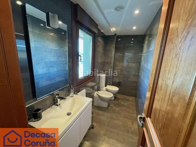 Foto 43c770ff-7d60-4880-8592-95e4c8486830. Xalet amb aparcament piscina a Maianca Oleiros