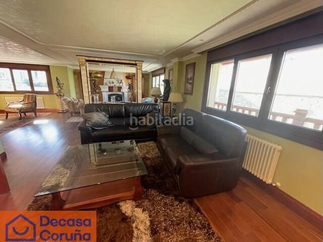 Foto 5730bfce-a800-458d-aeb9-a1a8677b9f74. Xalet amb aparcament piscina a Maianca Oleiros