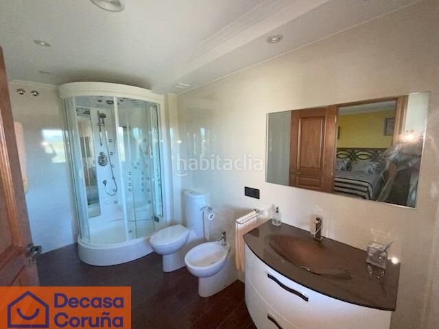 Foto c8f6b574-e497-44b7-9160-42df5292bd56. Xalet amb aparcament piscina a Maianca Oleiros