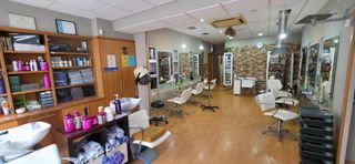 Miete Geschäftsraum in Monte Alto - Zalaeta - Atocha. Salón de peluqueria centro de estética  en traspaso
