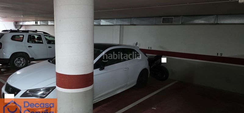 Foto f64b85e1-8928-4ca6-8d5e-3897a79030df. Aparcament cotxe a Cambre