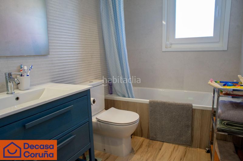 Foto f6f12d7e-11c5-40fb-b01d-0a5627f05cee. Xalet amb calefacció aparcament piscina a Dexo - Lorbé Oleiros
