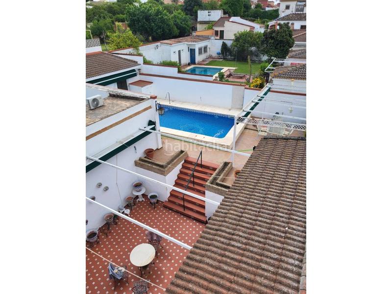 Foto 70f3daca-4525-42c7-bb79-255114f58671. Chalet con parcheggio piscina in Gines