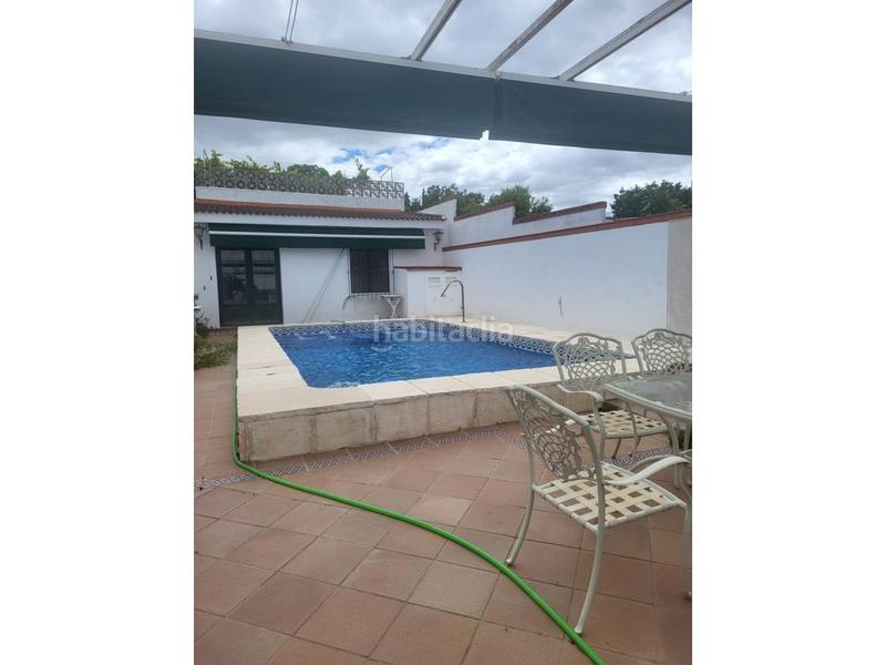 Foto 74850893-94c4-4893-ac26-6958bf9a5388. Chalet con parcheggio piscina in Gines