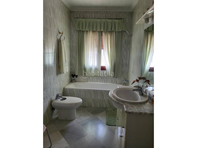 Foto a56d008a-c602-4f7e-837b-c5c62f698f30. Chalet con parcheggio piscina in Gines