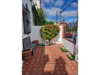 Xalet a Gines. Chalet unifamiliar en venta en gines