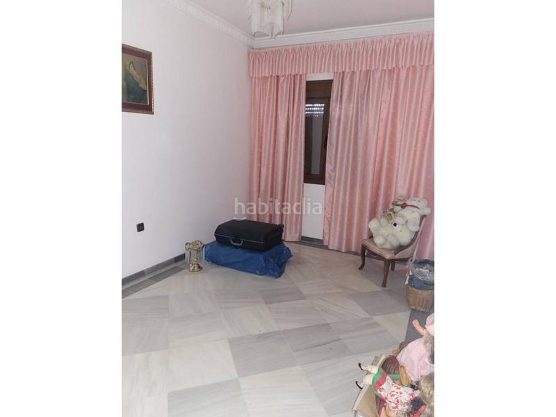 Foto c509d72b-46c5-4e7e-a5e7-af166fcbaaf1. Chalet con parcheggio piscina in Gines