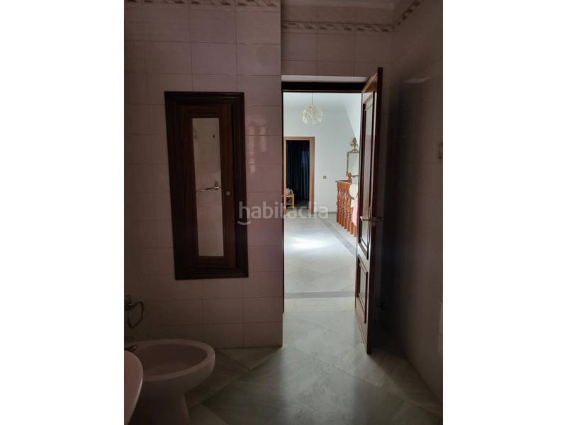 Foto d43f4d26-8325-44a3-85f5-dc5b68ffb90f. Chalet con parcheggio piscina in Gines