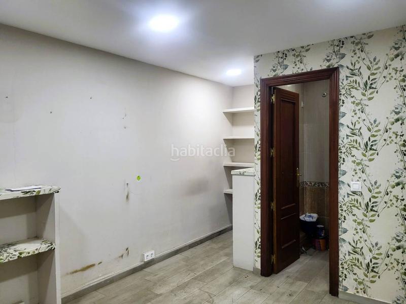 Foto cf112cc7-ac34-4747-9dad-80828aa59d08. Alquiler local comercial en obradoiro 1 local en alquiler en Parque Alcosajardines del edén41019 en Sevilla