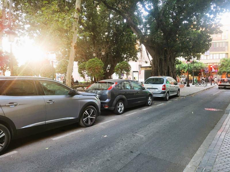 Foto e315a916-a30c-48ae-b0b6-5362b161870f. Location local commercial dans cristo de burgos 9 dans Sevilla