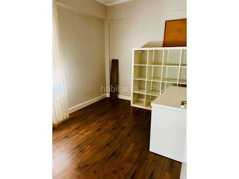 Foto 8f0716f9-859f-46c1-9880-3b01ecdc4b08. Miete etagenwohnung mit heizung in San Lorenzo Sevilla