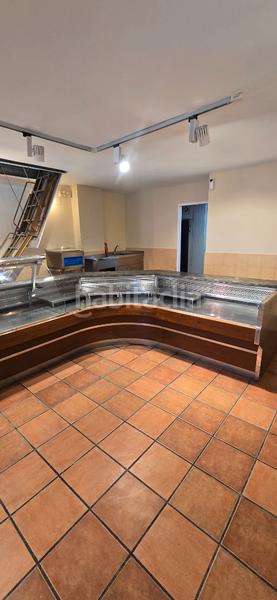 Foto 4576bae1-3068-4e0b-94f0-81e94dc042c0. Local comercial a carrer de puigcerdà 277 a La Verneda - La Pau Barcelona