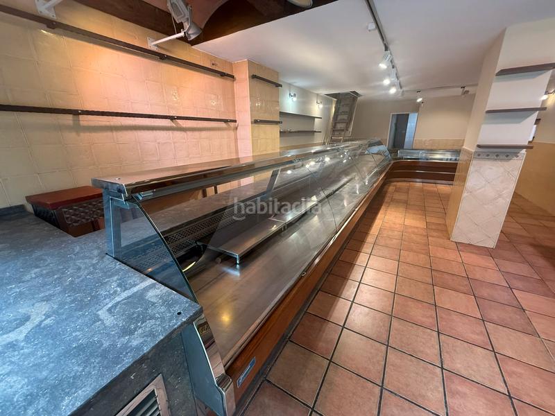 Foto 67d91765-eeef-491b-91a0-62196f148f8a. Local comercial a carrer de puigcerdà 277 a La Verneda - La Pau Barcelona