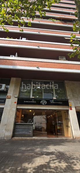 Foto 8e10fcf5-2e36-4493-b492-5c5cd5f39b37. Local comercial a carrer de puigcerdà 277 a La Verneda - La Pau Barcelona