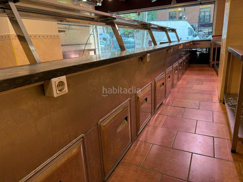 Foto d3d88246-aa08-4ac8-baf9-16ab7fa6875b. Local comercial a carrer de puigcerdà 277 a La Verneda - La Pau Barcelona