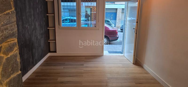 Foto 005af5d3-2c46-49f7-aa40-d4f59158963c. Alquiler local comercial estudio con acabados de diseño en alquiler Prosperitat (nou barris), completamente reformado en Barcelona