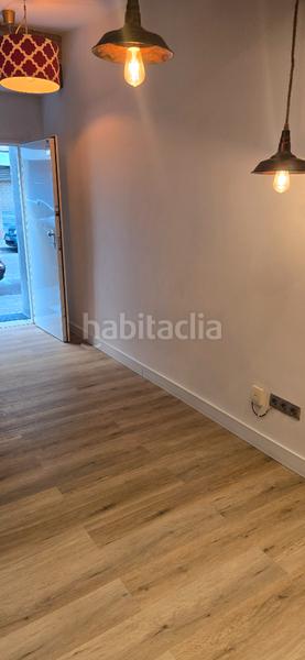 Foto 20106ce3-f096-49aa-b6aa-ef896f5f743c. Alquiler local comercial estudio con acabados de diseño en alquiler Prosperitat (nou barris), completamente reformado en Barcelona