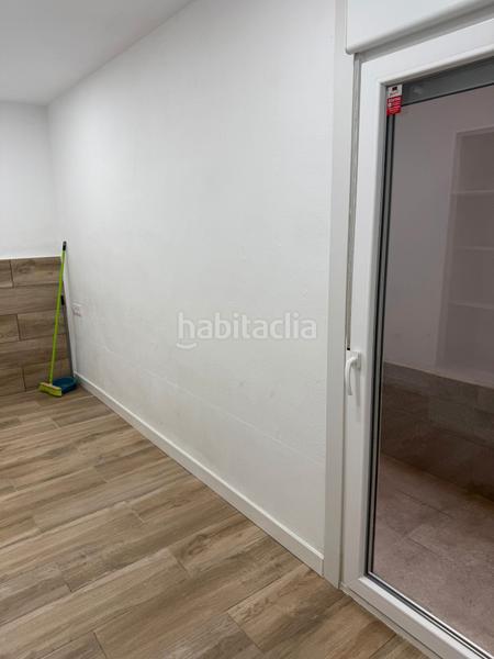 Foto 97796339-c933-436a-90f7-646b263326ec. Alquiler local comercial estudio con acabados de diseño en alquiler Prosperitat (nou barris), completamente reformado en Barcelona