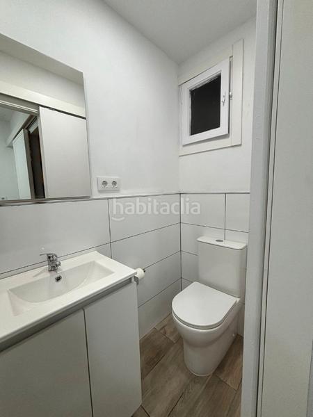 Foto f26a023b-2a03-49b1-970c-20be154eda34. Alquiler local comercial estudio con acabados de diseño en alquiler Prosperitat (nou barris), completamente reformado en Barcelona